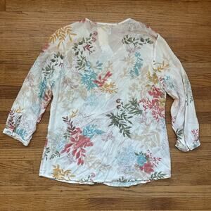 Christopher & Banks Floral Blouse in Size S - NWT